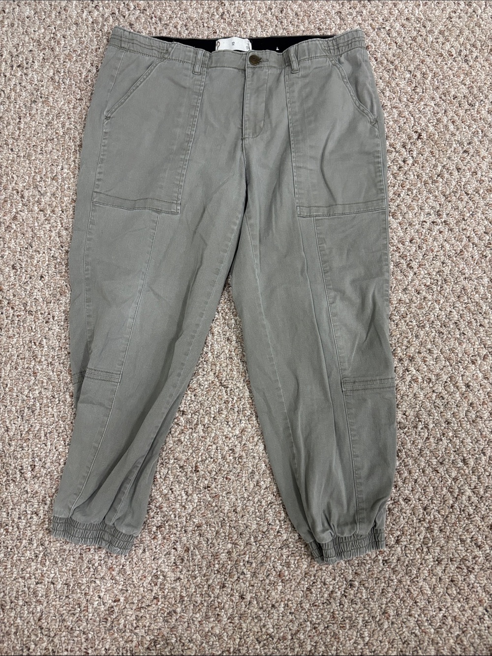 Women’s Olive Green Casual 3/4 Capri Pants